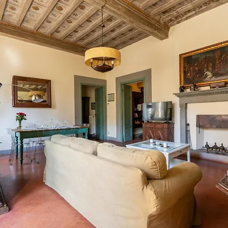 Alberto House *
